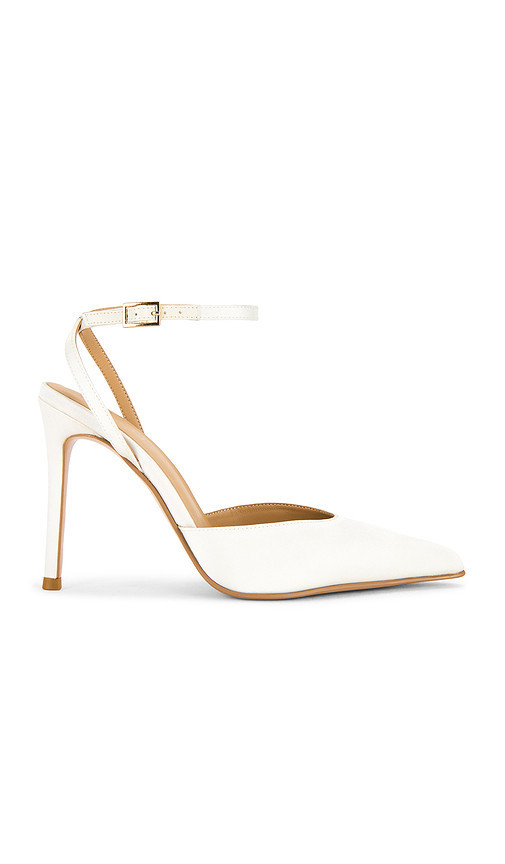RAYE Willow Pump in White. Taglia 9.5. Also in 7, 8, 8.5, 9, 10. | Revolve Clothing (Global)