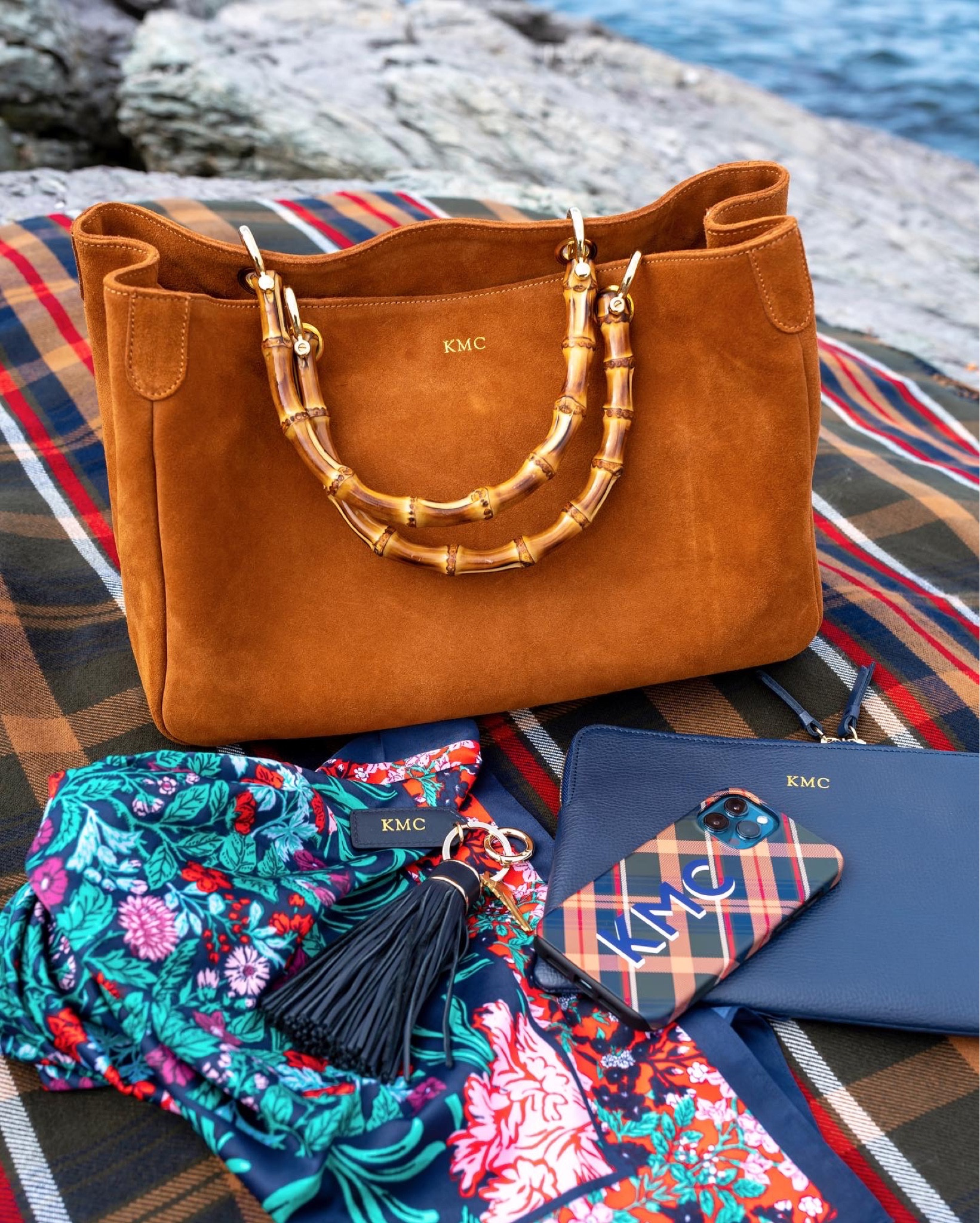 SALE ALERT! The bag I use everyday for fall is on sale and these cute accessories too 💙💙💙

#bamboohandlebbag #fallbag #camelbag #fallbag #suedebag #fallhandbag #monogramnedbag #neutralbag #fallfashion #plaidiphonecase #tasselkeychain #silkscarf #plaidblanket #markandgraham #sale #monogrammed

#LTKitbag #LTKsalealert #LTKSeasonal