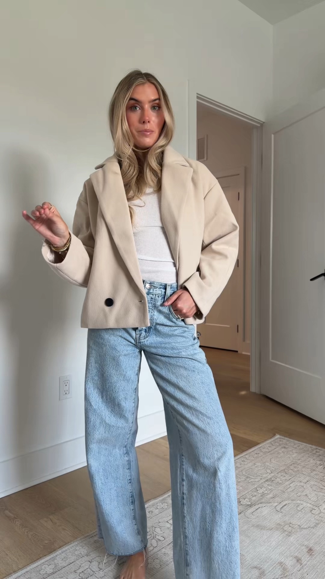 in my opinion the jackets that look most simple and understated make the outfit the most chic no need for over the top when I keep finding amazon jackets this good 😚 5’4/s in my LTK. 

#founditonamazon #amazonfashionfinds #amazonfashion #amazonjackets #amazonfallfashion @Amazon Fashion