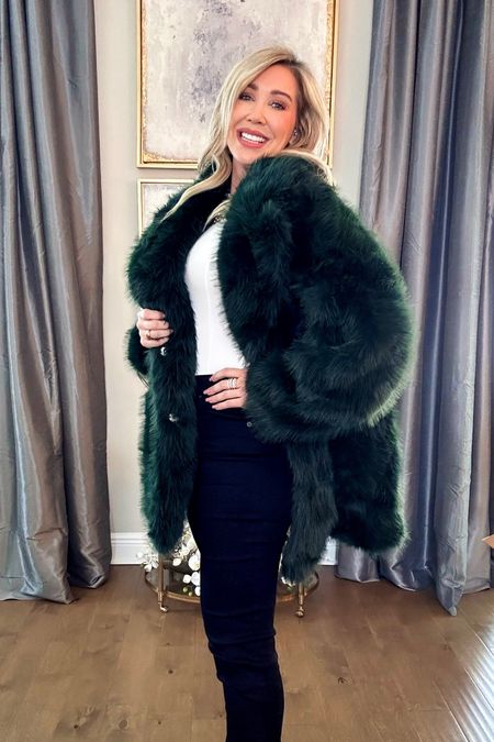 As soon as I put this coat on I felt like I needed it!! It spoke to me! It’s so soft! Love the fit! And the faux fur is insanely soft!!
The green is a gorgeous shade of green!

Wearing a medium
