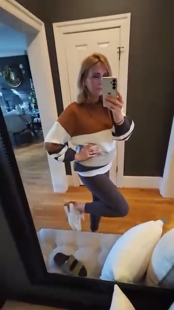 Love adding a sweater to workout gear
Feels more pulled together 

#LTKfitnessgoals #LTKgrwm #LTKootd