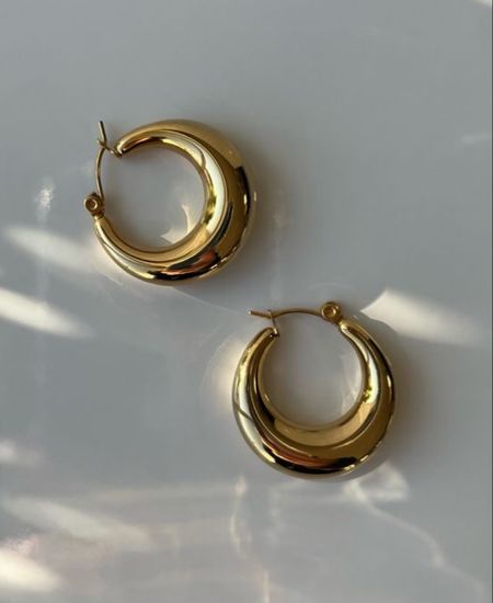 Loving these earrings ⭐️✨

#LTKfindsunder50 #LTKCyberWeek #LTKGiftGuide