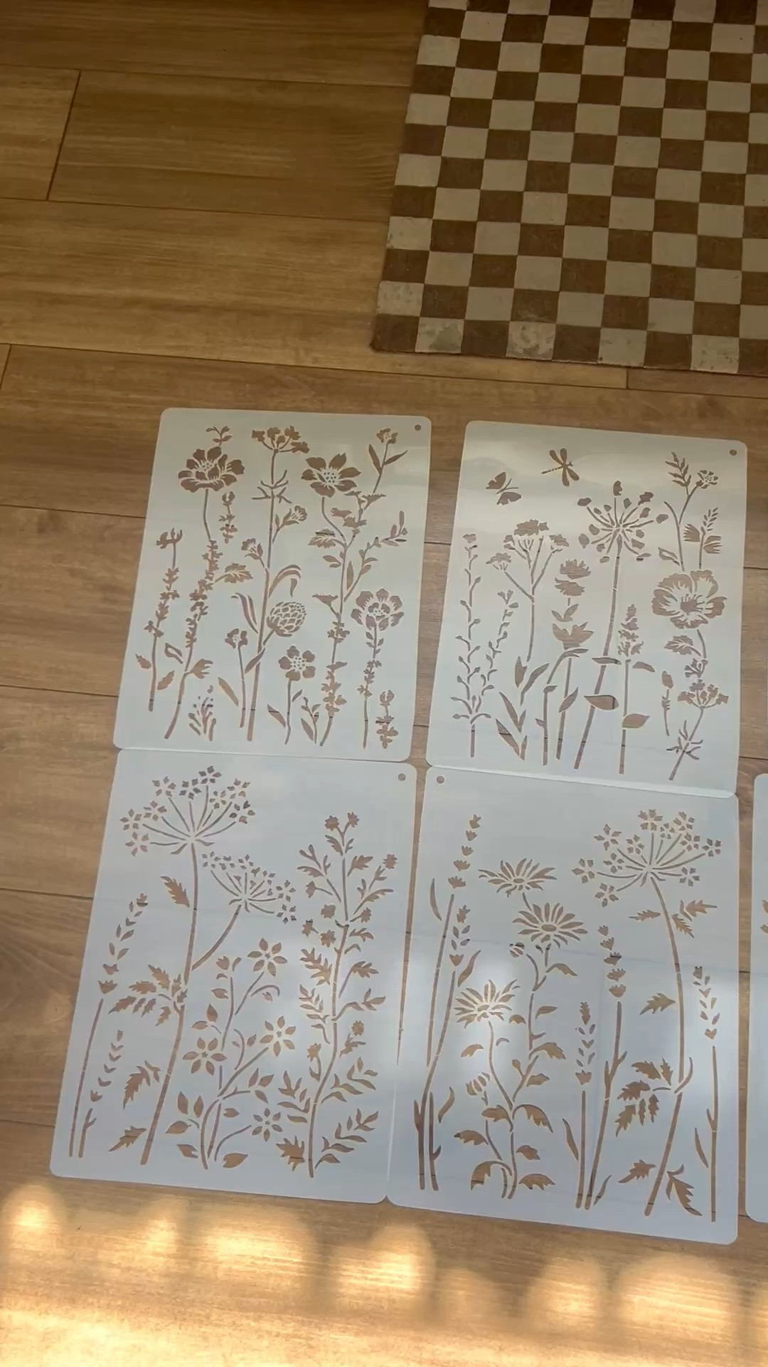 Large DIY spackle stencil 🌿🌸 

#LTKHome