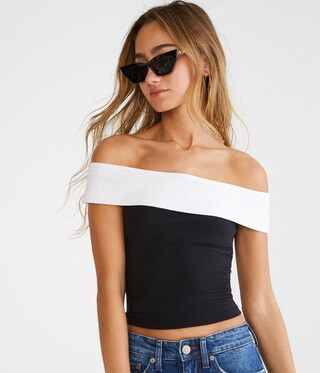 Contrast Off-The-Shoulder Top | Aeropostale