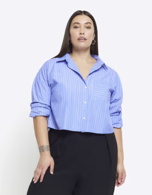 River Island Plus – Kurz geschnittenes Hemd aus blauem Popeline | ASOS | ASOS (Global)