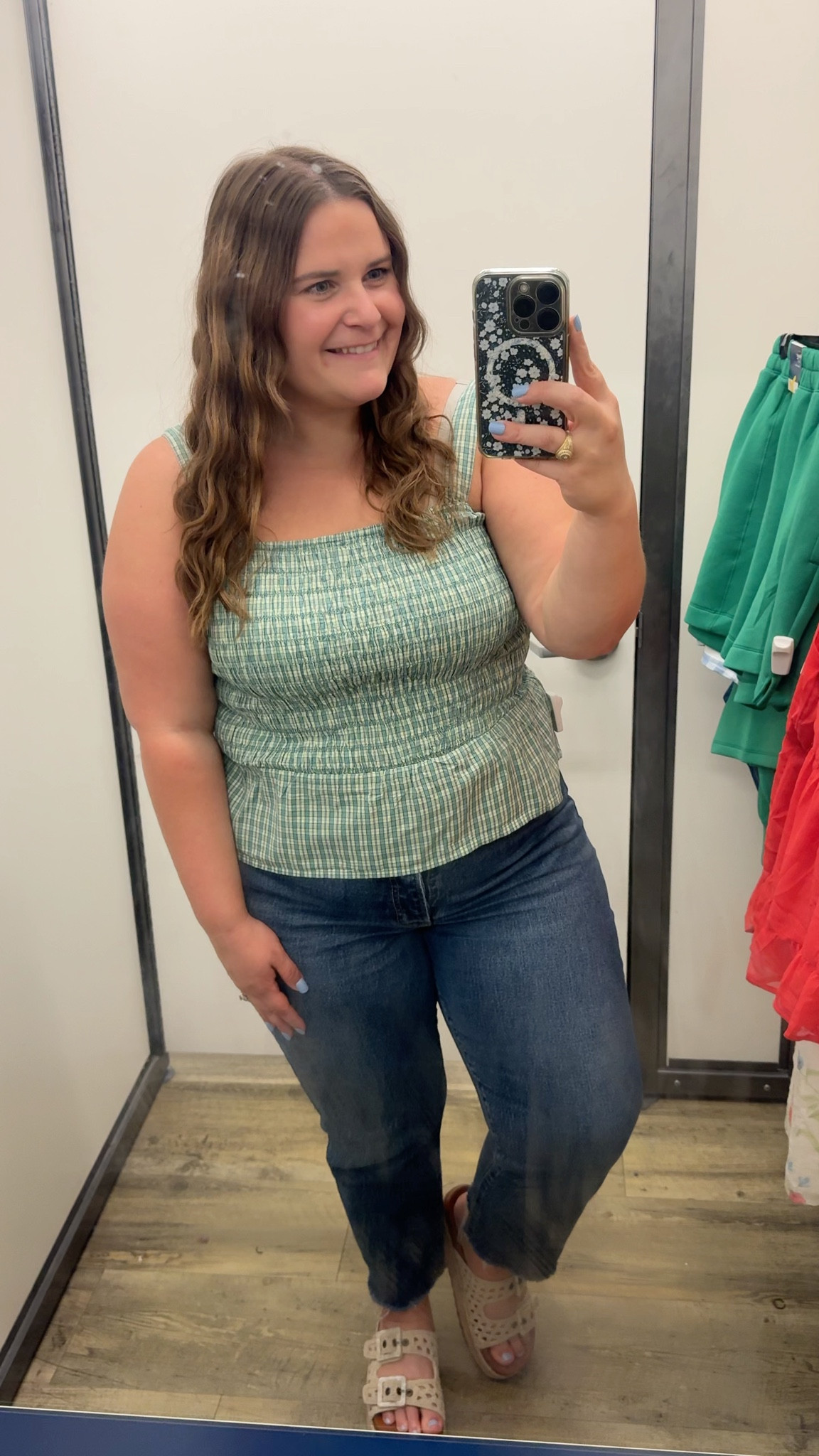 Wearing an xl in this old navy tank top and a size 16 in the old navy jeans. 

#LTKMidsize #LTKootd #LTKPlusSize