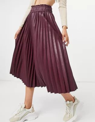 Vero Moda pleated leather look midi skirt in burgundy | ASOS (Global)