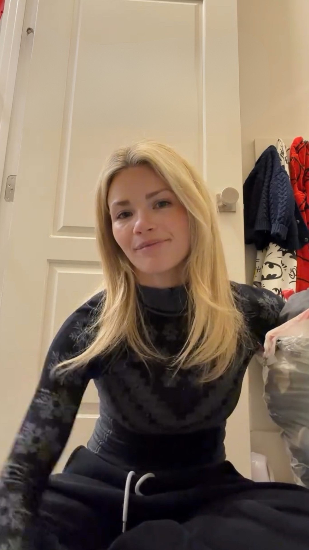 This Skims top is so cozy and cute!

#LTKdayinmylife #LTKootd #LTKgrwm