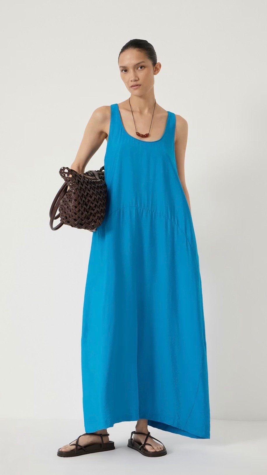 There’s now 15% off one of my favourite summer dresses.
Floaty, cool and this beautiful colour is so summery .