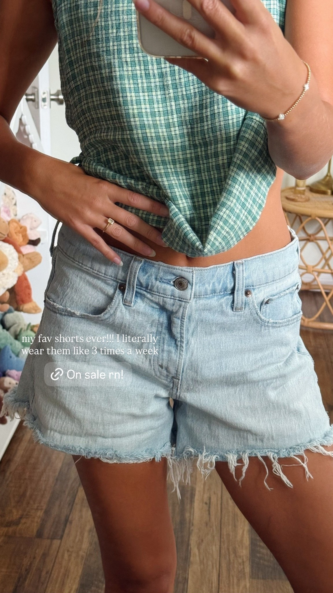 my fav shorts ever are on sale rn!!!

#LTKootd