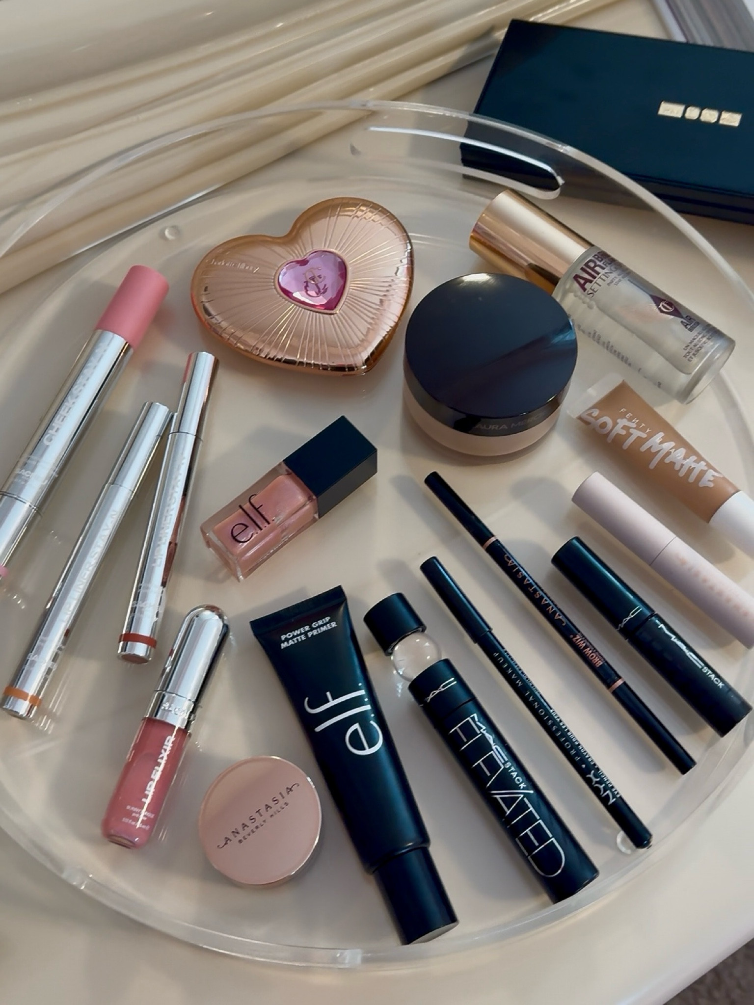 makeup must haves 💄

#LTKBeauty #LTKFindsUnder50 #LTKGiftGuide