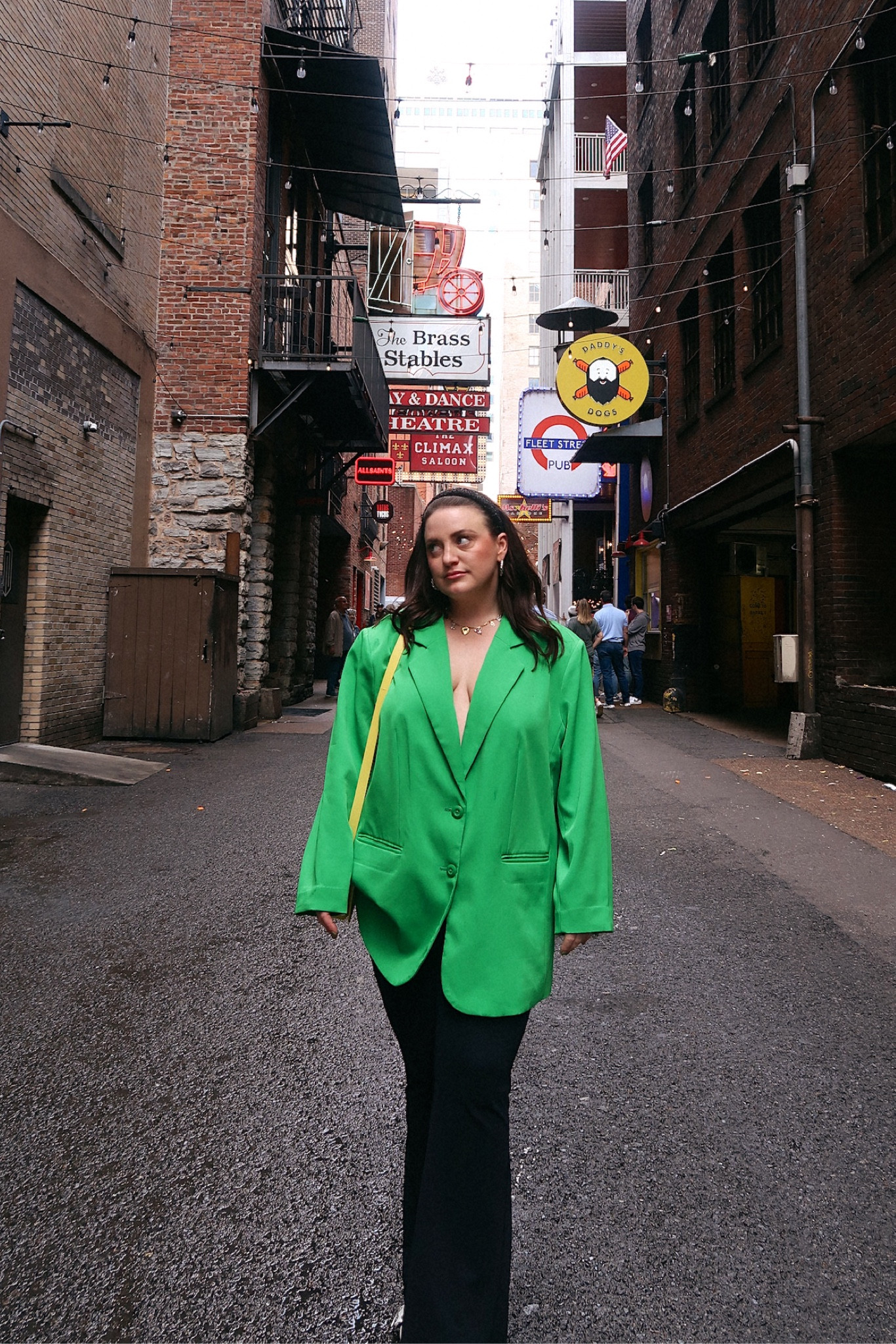 Obsessed with an oversized blazer! 💚☘️

#LTKparties #LTKmidsize #LTKstyletip