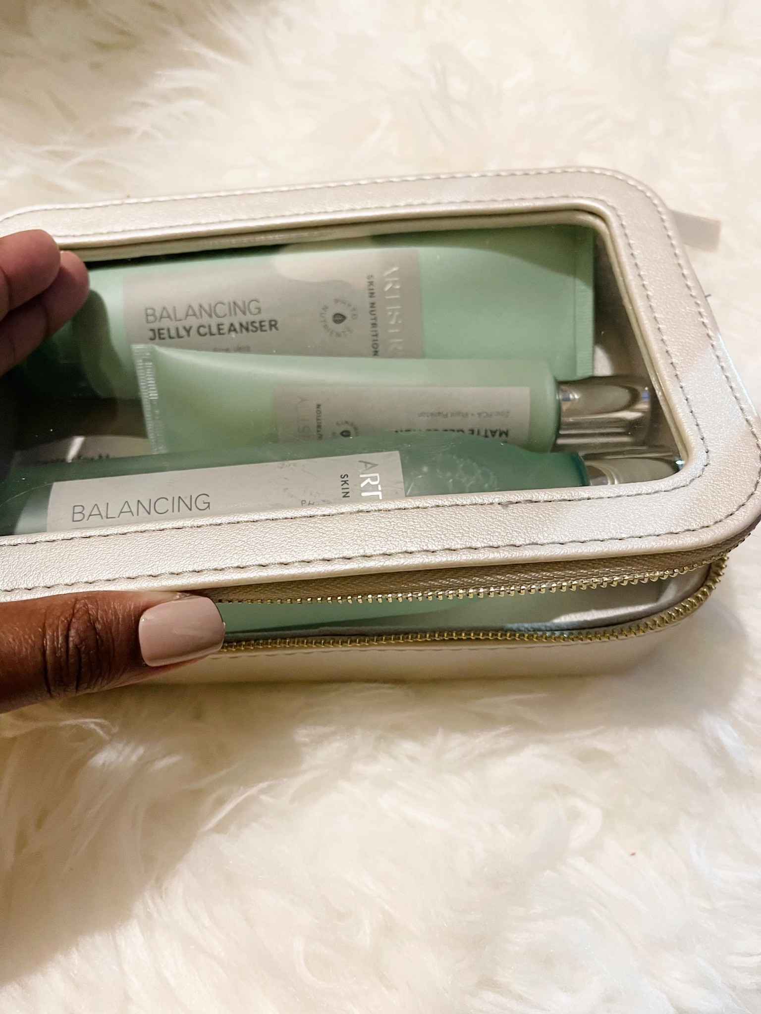 SecretsofYve: gorgeous and practical toiletry / vanity / makeup bags / cases. 
#Secretsofyve #ltkgiftguide
Always humbled & thankful to have you here.. New posts daily at 3pm & 4:15pm EST. 
CEO: PATESI Global & PATESIfoundation.org
@secretsofyve : where beautiful meets practical, comfy meets style, affordable meets glam with a splash of splurge every now and then. I do LOVE a good sale and combining codes! #ltkstyletip #ltksalealert #ltku #ltkfindsunder100 #ltkfindsunder50 #ltkplussize #ltkmidsize #ltkover40 #ltkmens #ltkpetite #ltkvlog #ltktravel #ltkbump #ltktall secretsofyve

#LTKSeasonal #LTKHome #LTKWedding