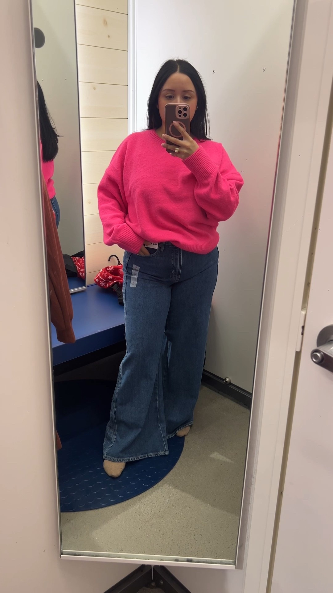 Pink sweater + detailed denim 🤍✨ The perfect pop of color paired with jeans that have the cutest side detailing. Such an easy, chic outfit for fall and winter. I linked both pieces, tap to shop the exact items!

4’11 Petite | 140lbs
Sweater: Small
Jeans: Size 8

#LTKHoliday #LTKootd #LTKPetite