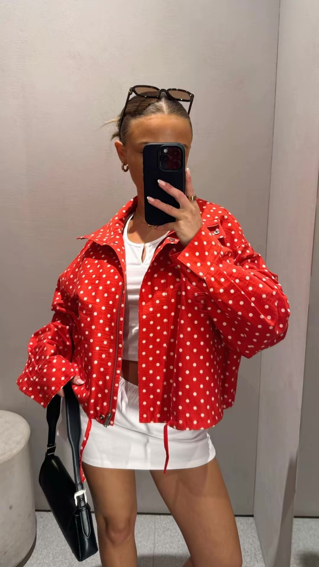 current fave zara outfits🌺✨

Pinterest style outfit inspo ideas bomber jacket zip up summer TikTok casual easy basic ootd wishlist petite red bomber oversized polka dot white zip up funnel neck