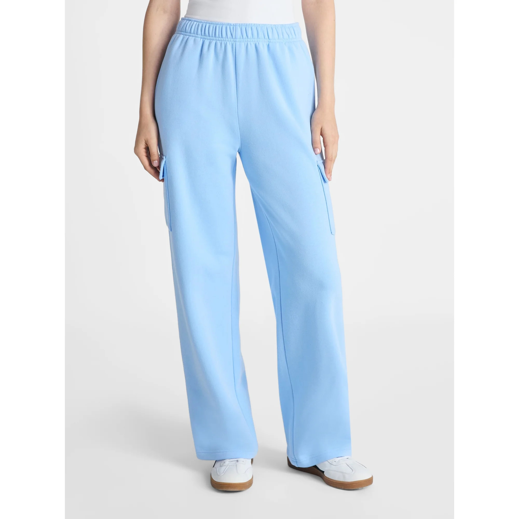 No Boundaries Fleece Cargo Wide-Leg Pants, 30'' Inseam, Women's | Walmart (US)