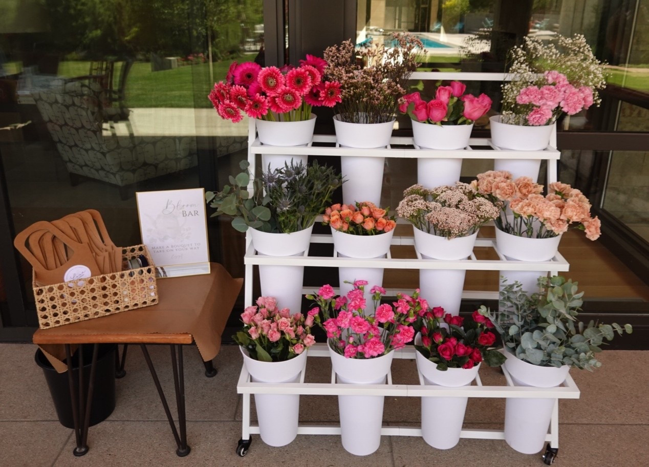 🌸 Bloom Bar Magic 🌸 Create your own bouquet with the prettiest pinks, roses, carnations, and more! Perfect for weddings, showers, birthdays, or a chic backyard party. A DIY flower station is the ultimate hostess hack to wow your guests.

✨ Shop my hosting & entertaining must-haves on LTK ✨

#FlowerBar #BloomBar #DIYBouquet #PartyInspo #EventDecorIdeas #FloralStation #LTKhome #LTKparty #HostingMadeEasy #EntertainingWithStyle #BridalShower #LoveInBloom #Hosting #Hostess #PartyPlanning #SummerParty #Flowers

#LTKWedding #LTKHome #LTKParties