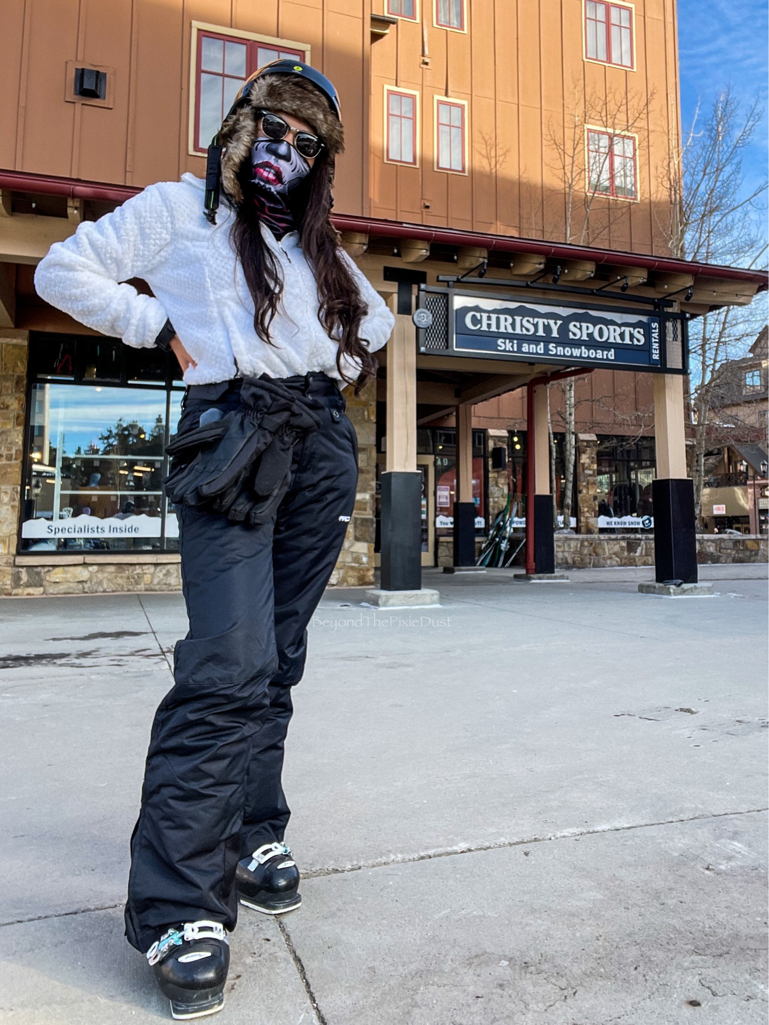 Here’s everything I got for my first trip to Breckinridge, Colorado, for my first time skiing and seeing snow! I was worried about staying warm but thoroughly prepared myself with ski pants, Bennie, gloves from Amazon, and the perfect snow jacket from Columbia that kept me warm and dry.  I hope this helps when planning your winter/ski/snowboarding trip!

#LTKTravel #LTKStyleTip #LTKSeasonal