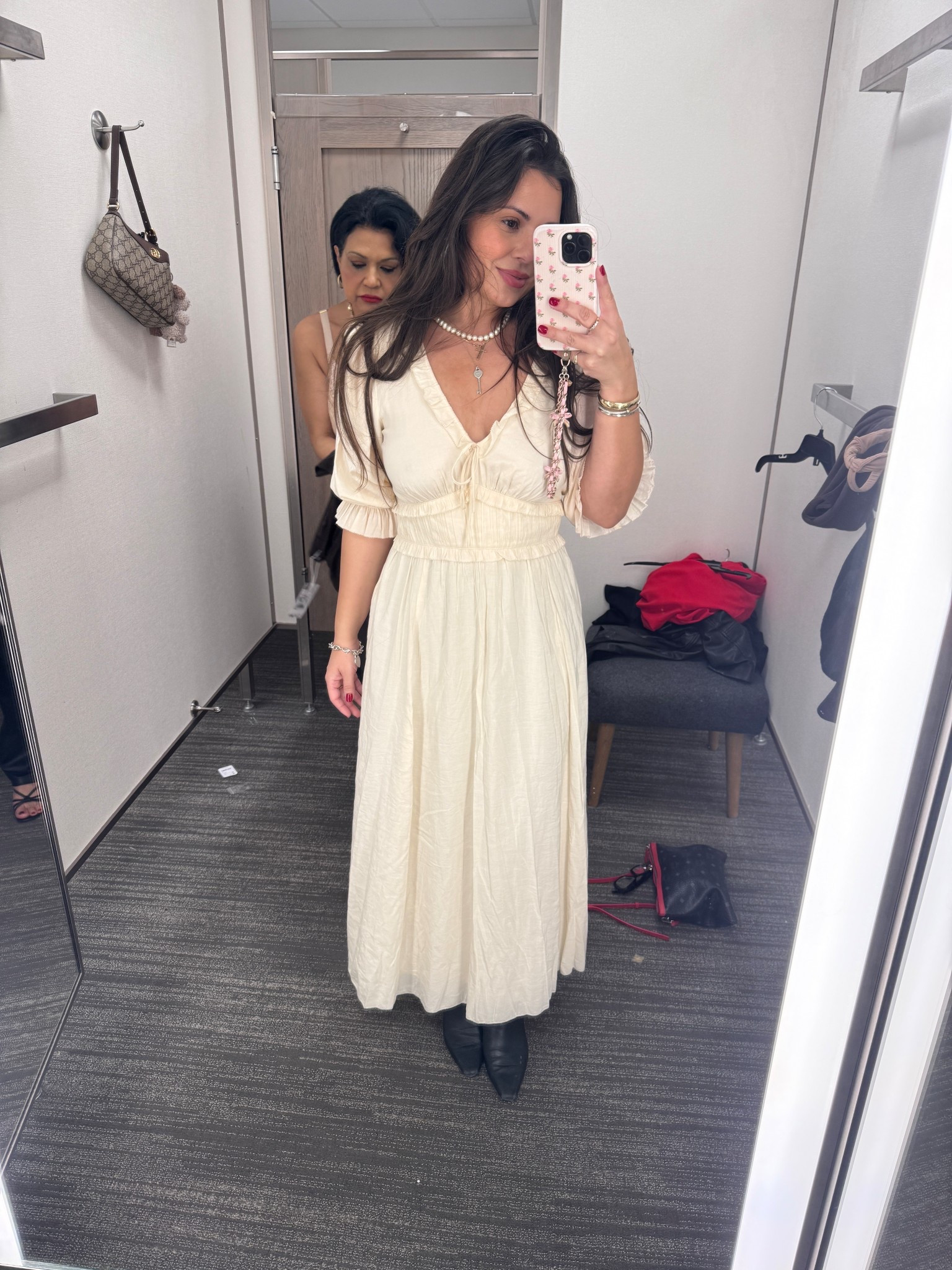 Reformation dress 🦢 

#LTKHoliday #LTKGiftGuide #LTKootd