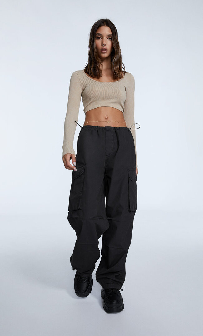 Poplin parachute cargo trousers | Stradivarius (UK)