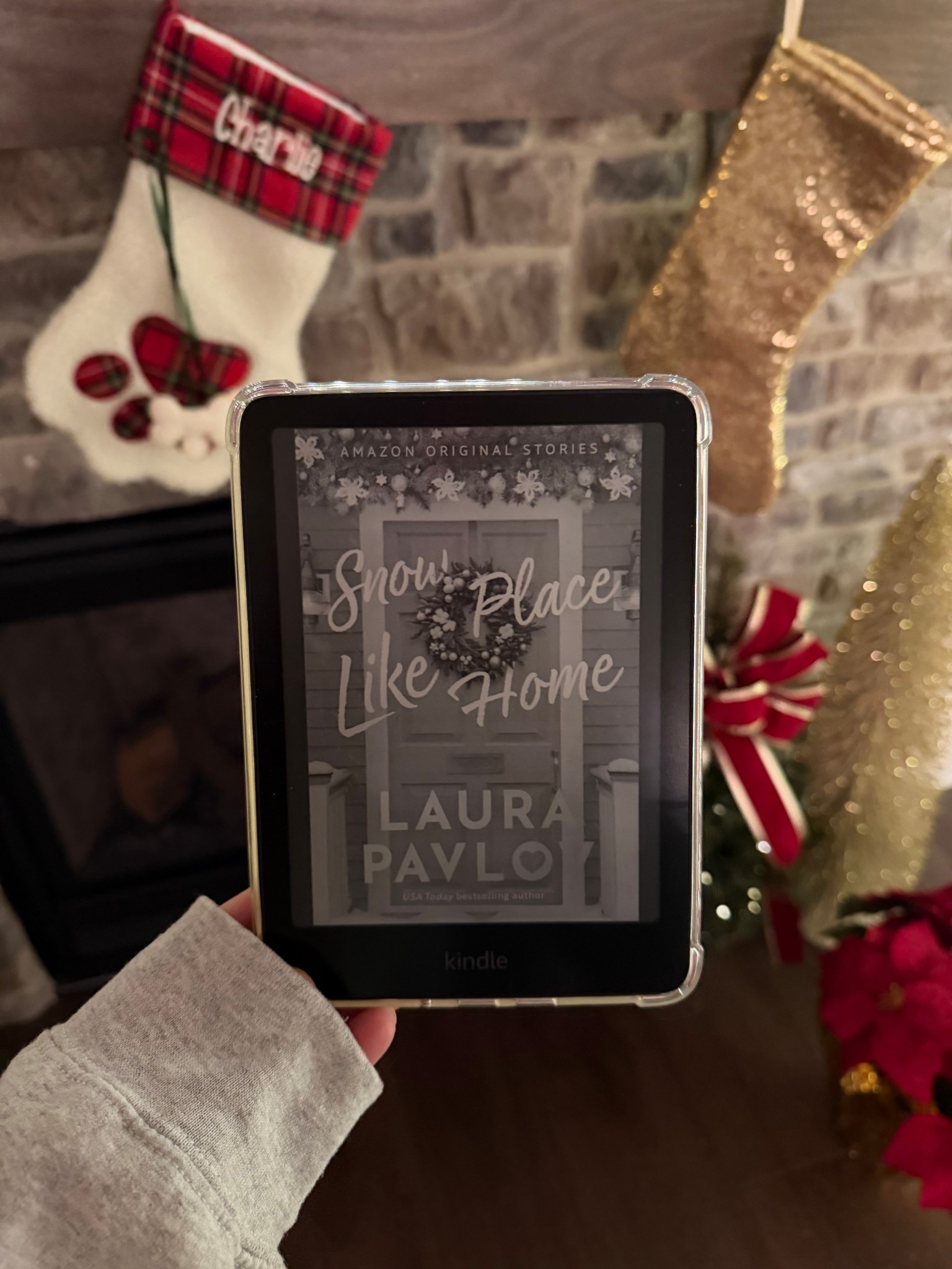 Free Christmas short stories available on Kindle AND Audible— free for Prime members!🙌🏼 This is book 1 of 4. 

#LTKHoliday
