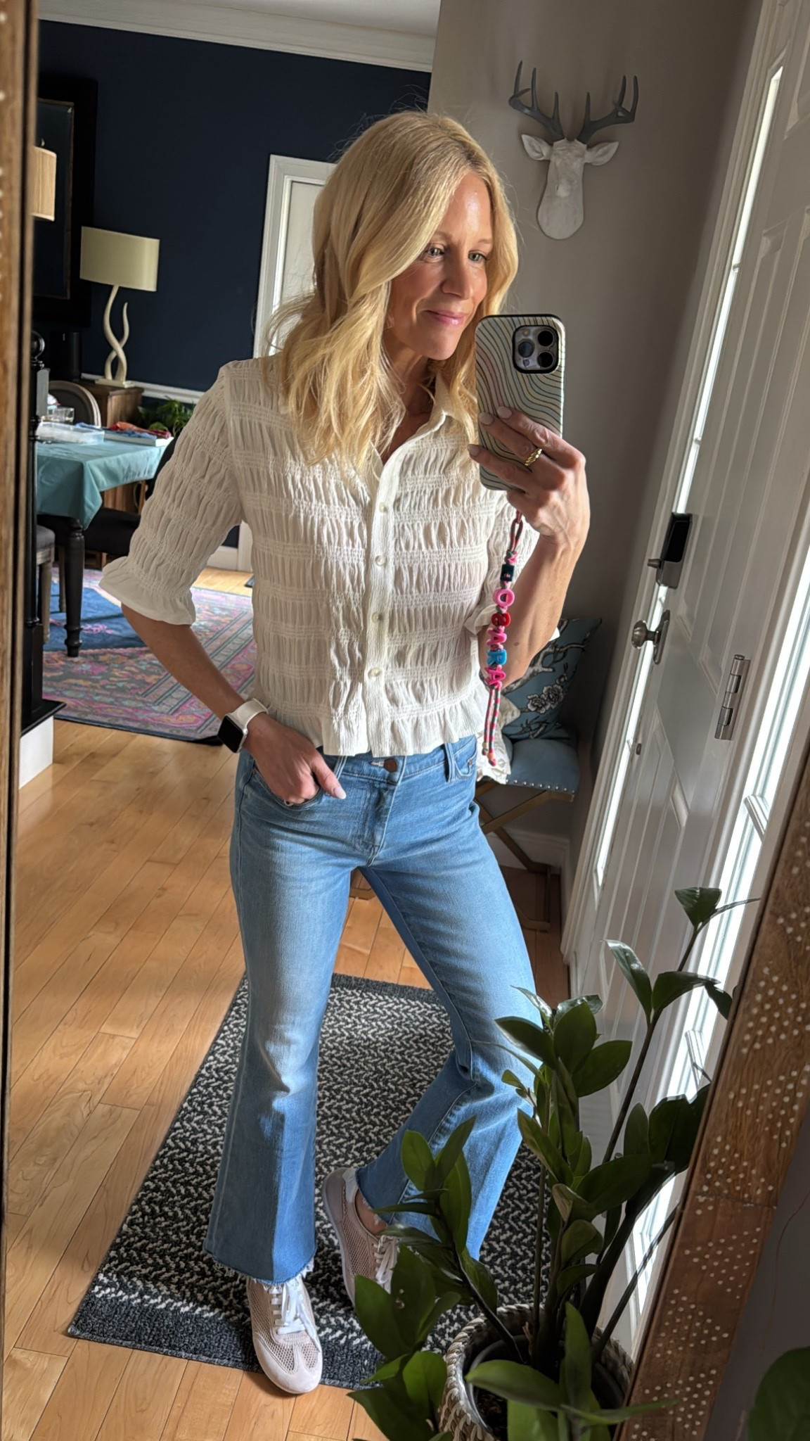 Petite denim
Mother denim
Smocked top
White button down
#anthropologie

#LTKPetite #LTKootd #LTKOver40
