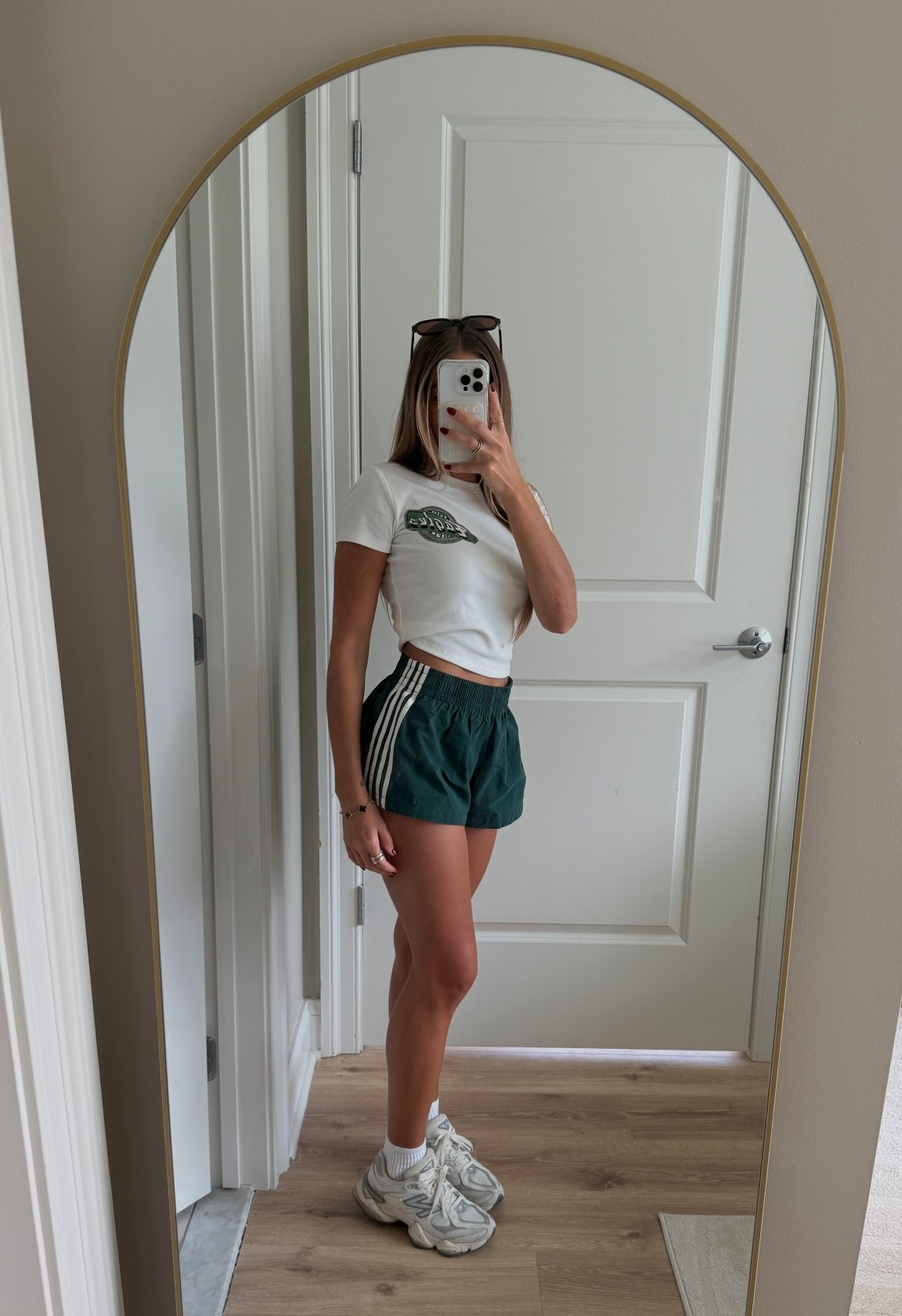 Eagles game day outfit 💚🦅#eaglestailgateootd #eaglesoutfit #tailgateootd #revolve

#LTKFindsUnder50