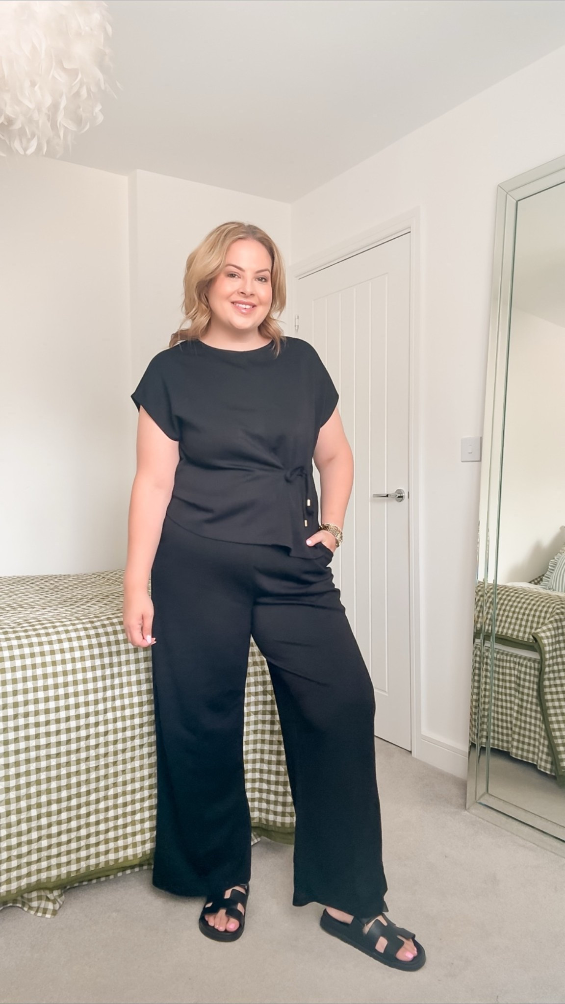 Black soft co-ord. I’m wearing a size L

#LTKsummer #LTKmidsize