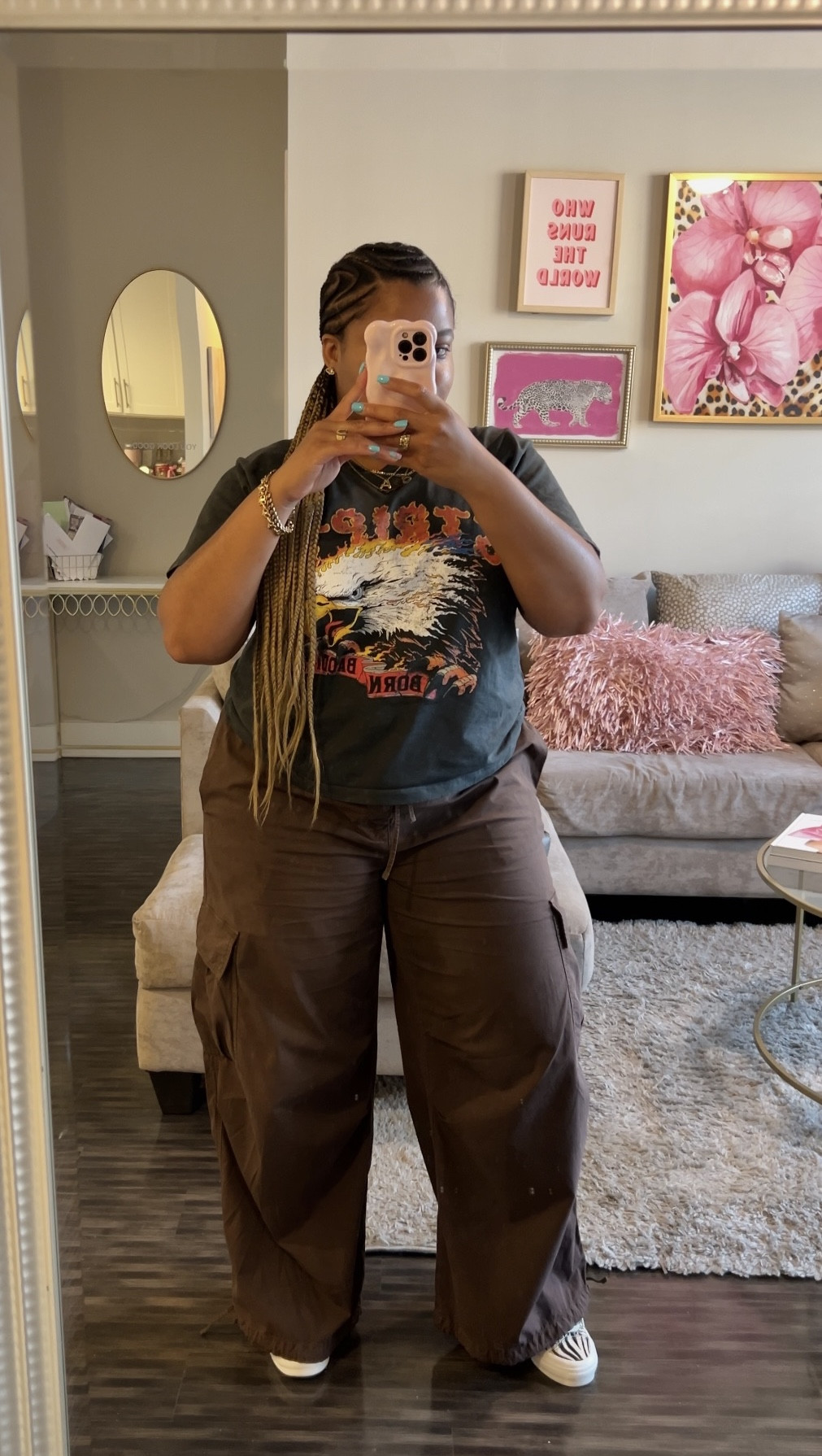Chill fit 

#LTKMidsize #LTKootd