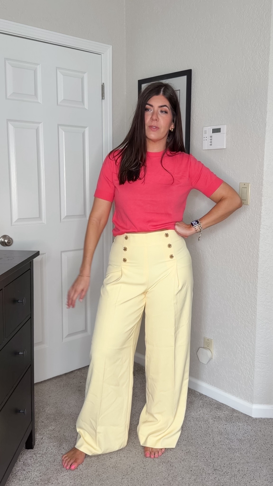 In a medium sweater tee and 8 wide leg trouser 

#LTKTall #LTKOver40 #LTKMidsize