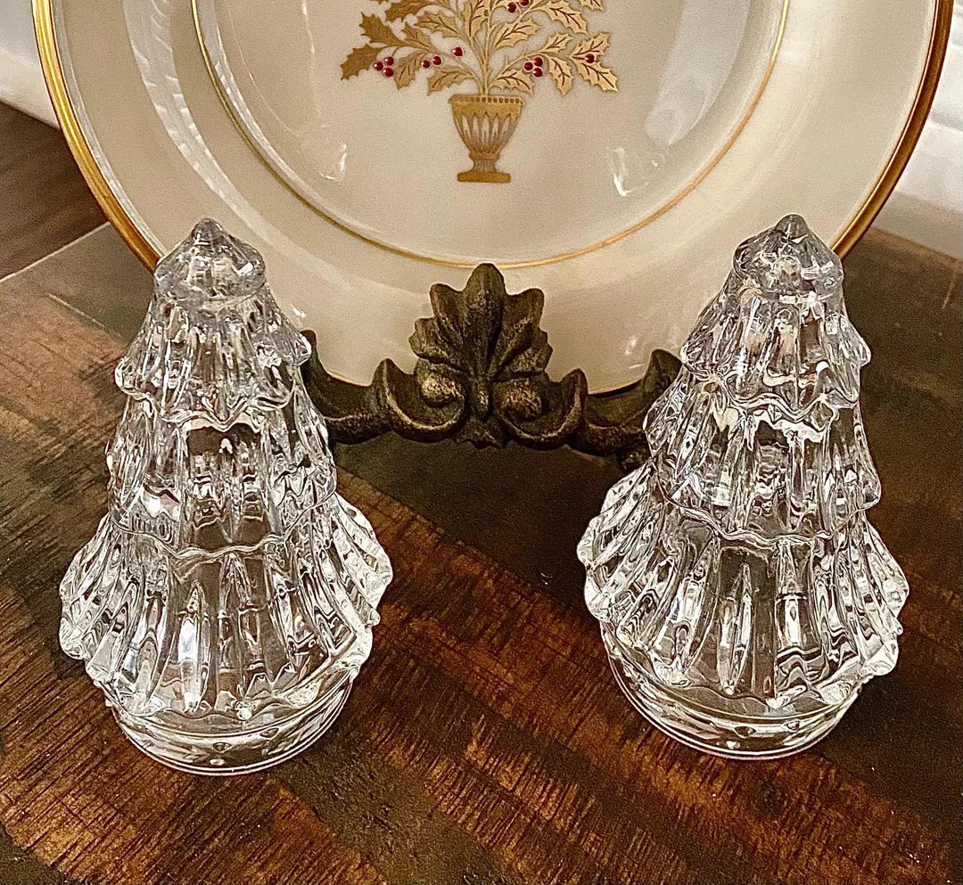 Vintage Lucite Christmas Tree Salt and Pepper Shaker Set - Etsy | Etsy (US)