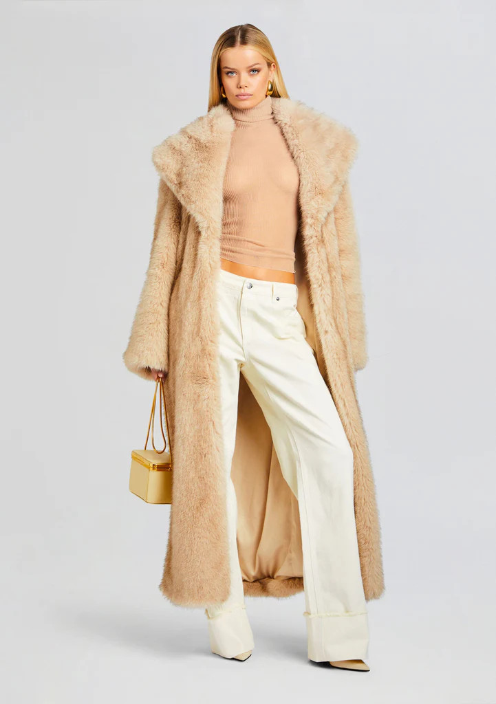 Averie Faux Fur Coat | Retrofete