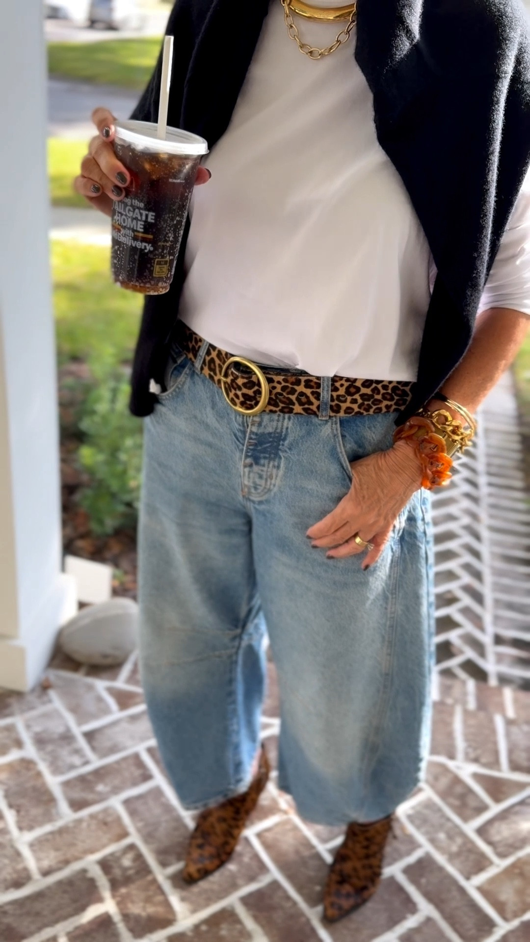 grandma style // her fave jeans 

#LTKStyleTip 

#LTKOver40 #LTKootd