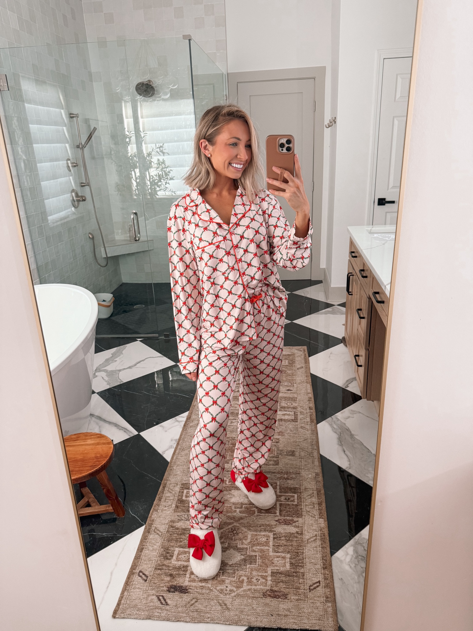 Pink Lily holiday collection 🎄 I got us 25% off the entire site with code TANNER

top: small
bottoms: small

#holidayoutfit #holidaystyle 

#LTKHoliday #LTKGiftGuide