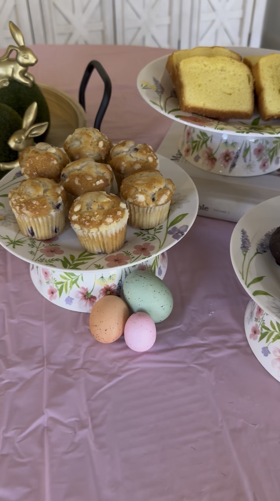 Easter Brunch cake stands! DIY from Dollar Tree. #brunch #easter #eastermeal #tabledecor #tablescape

#LTKHome #LTKParties #LTKSeasonal