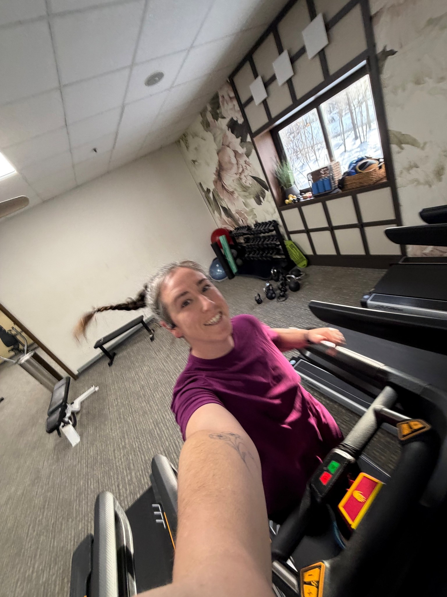 Another treadmill run! 

My shokz headphones are on sale! And my code: meaghanruns is stackable on their website!!



#runner #running #sale 

#LTKfitnessgoals #LTKActive