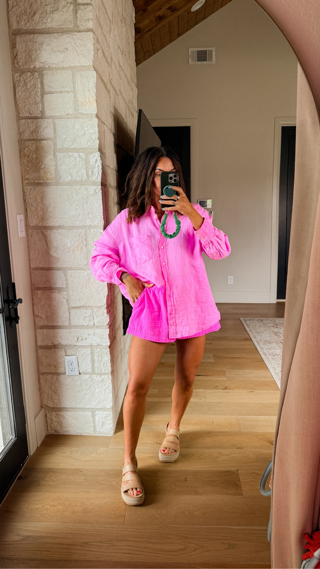 Gap is  UP to 50% off + Extra 15% Off Your Purchase with Code: PERK!
 The code works on all items, including new arrivals!!!!

I got a large in everything! (XL in the long sleeves)

@gap #howyouweargap #gappartner



#LTKMidsize #LTKOver40 #LTKootd

#LTKMidsize #LTKootd #LTKOver40