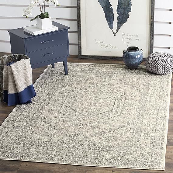 Safavieh Adirondack Collection ADR108B Ivory and Silver Oriental Vintage Medallion Area Rug (3' x... | Amazon (US)