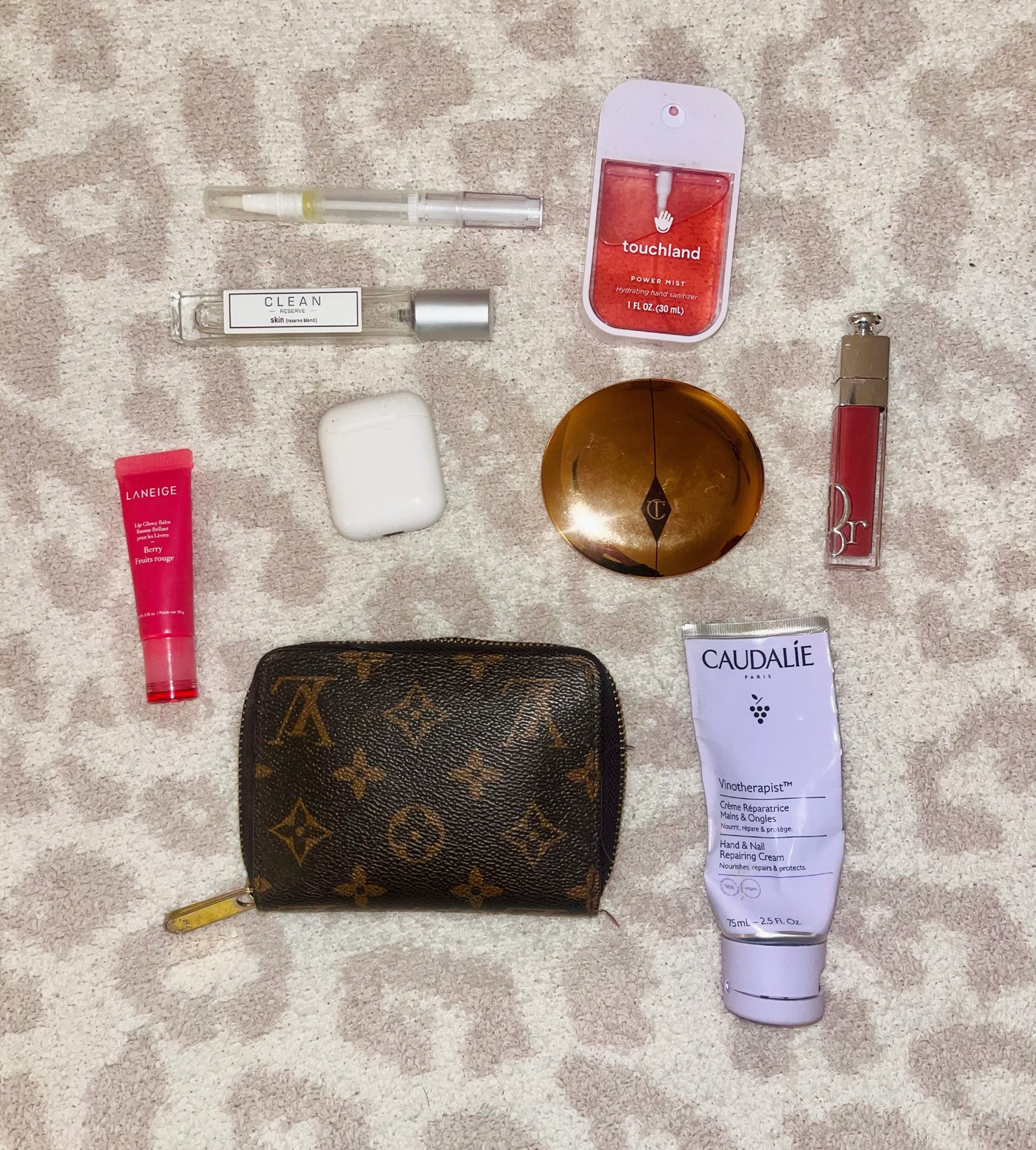 Stocking Stuffers 🫶🏼

#LTKHoliday #LTKGiftGuide #LTKSeasonal