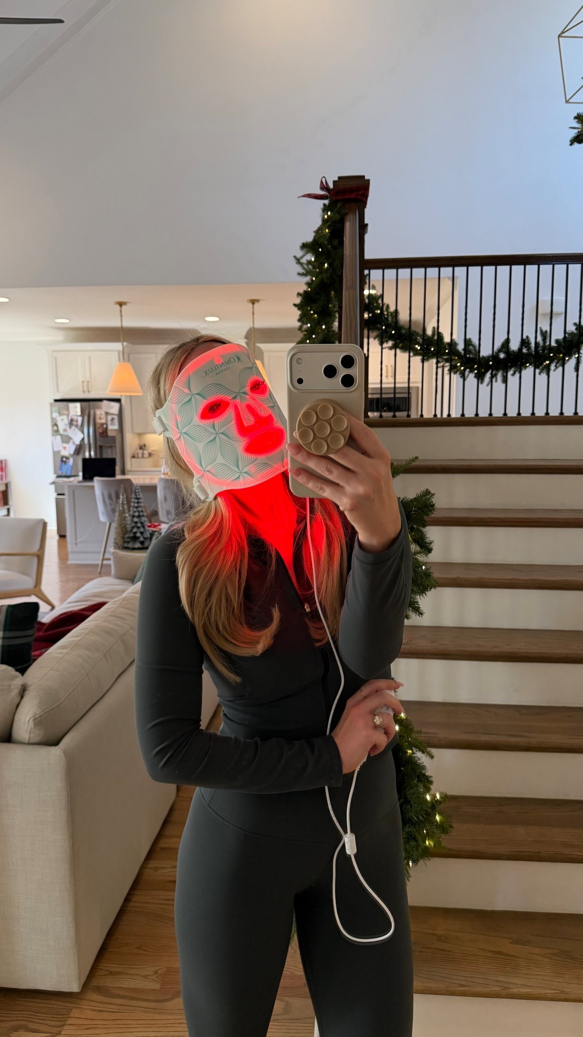 My favorite at home skincare device!! If you’re shopping for a luxe beauty gift (or treating yourself), the Contour Mask with the Hydrogel Hyaluronic Mask underneath gives true in-office facial-level results, from home. Use code TAYLORLOVE to save ♥️

#LTKGiftGuide #LTKBeauty #LTKSeasonal