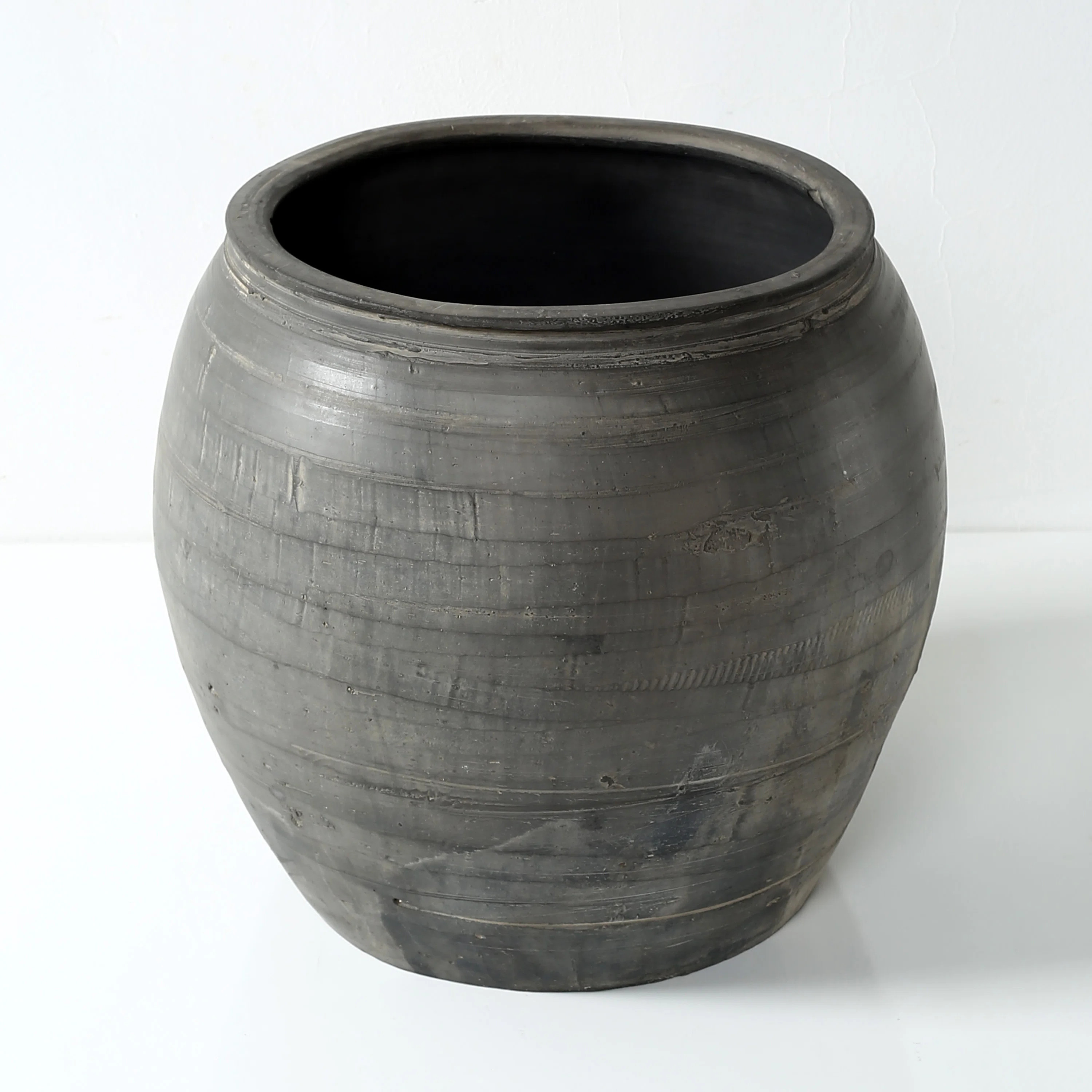 Charcoal/Gray Indoor / Outdoor Earthenware Table Vase | Wayfair North America