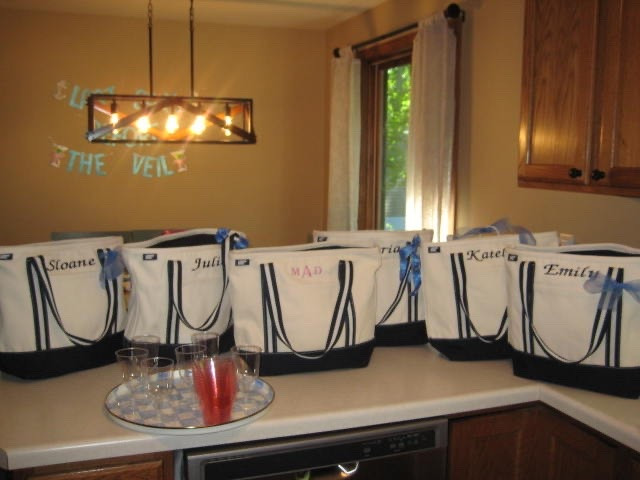 Bachelorette goodie bags! m

#LTKWedding