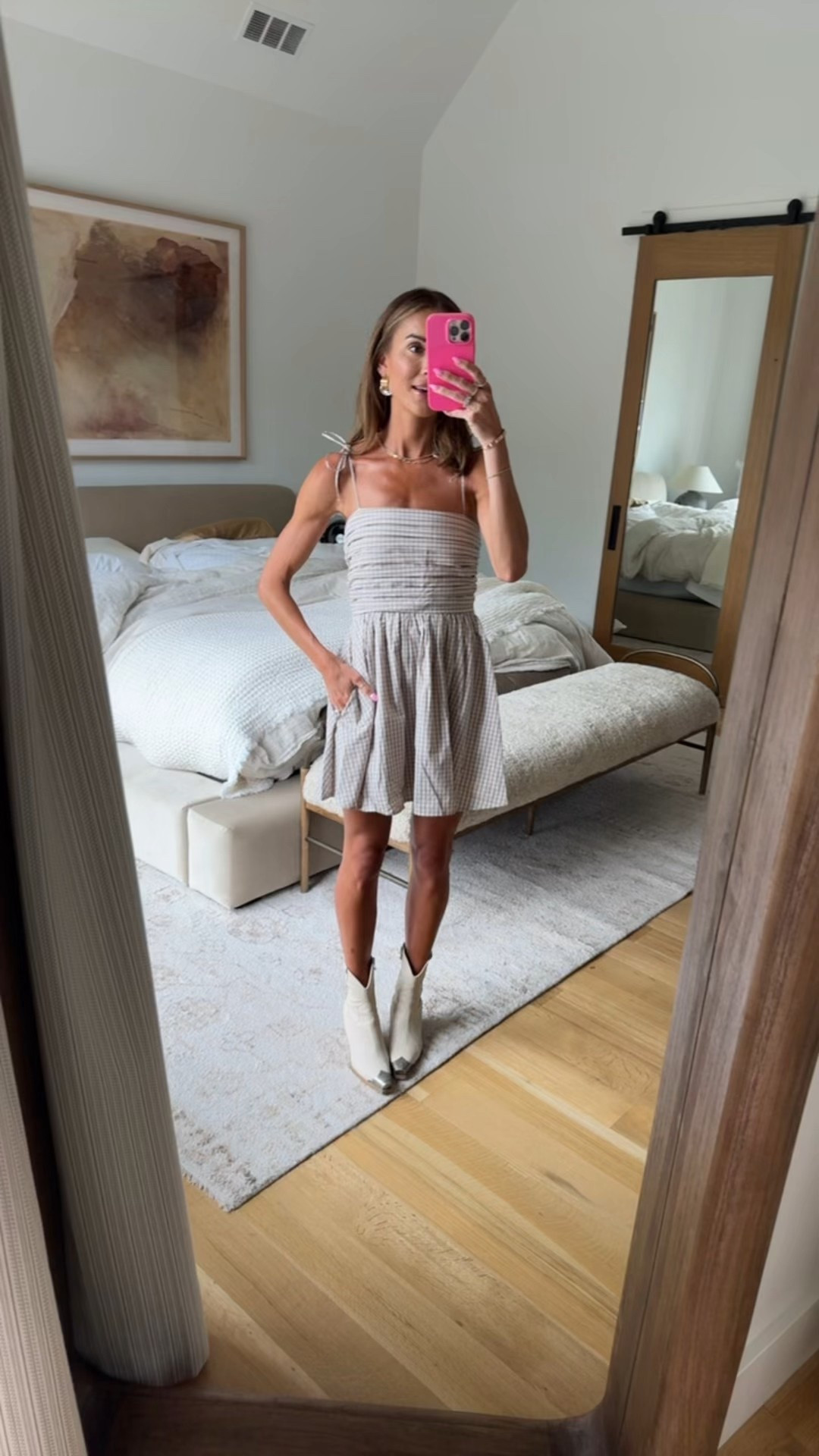 the fit of this @abercrombie dress is SO cute + feminine! love that you could wear it with boots, heels or sandals. #abercrombiepartner