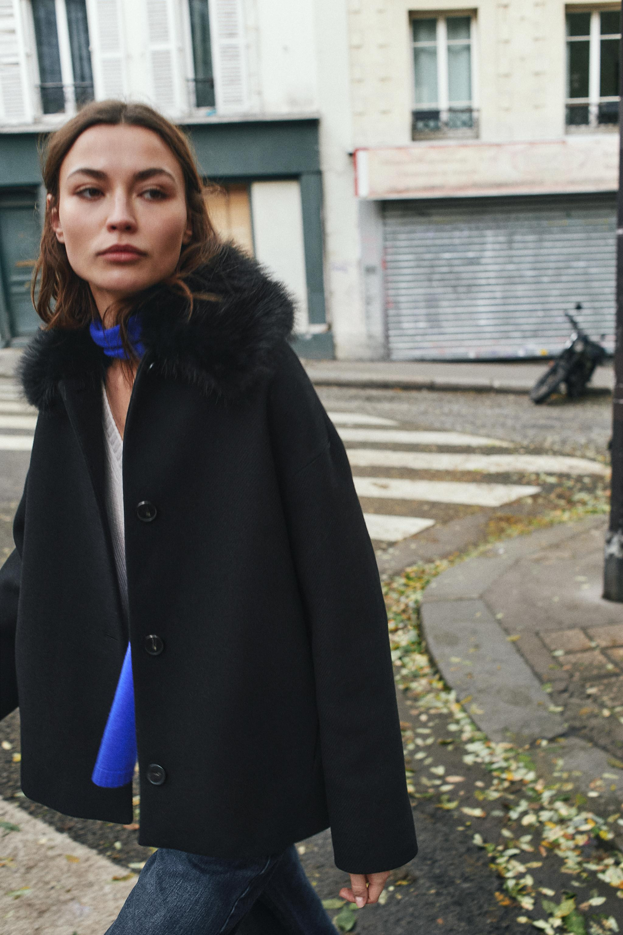 SHORT WOOL COAT WITH FAUX FUR LAPEL | Zara US