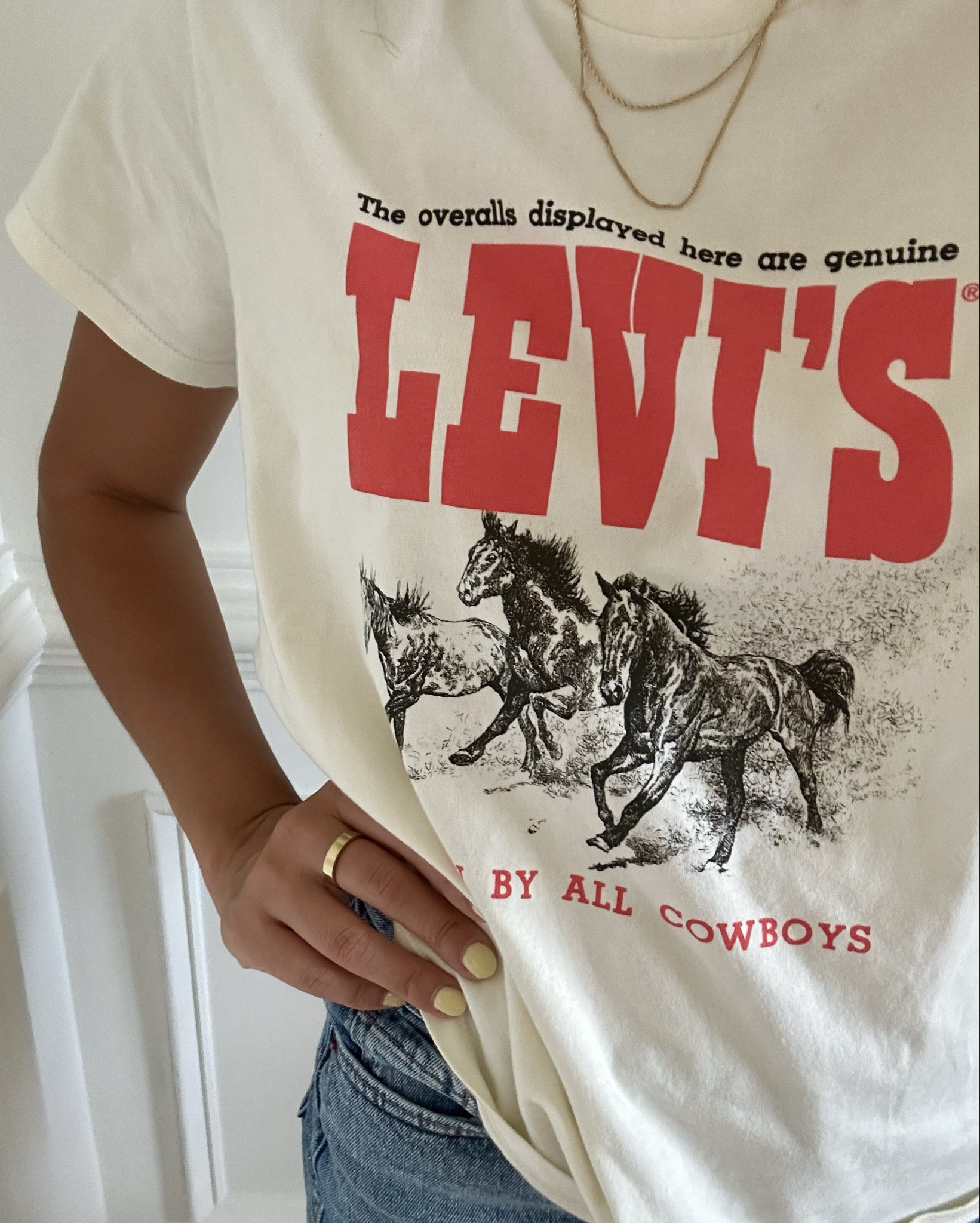 Summer essential fashion statements 
Levi’s- gold rings- perfume- gold jewelry- summer aesthetic- summer fashion vibes — oversized t shirts 

#LTKFindsUnder50 #LTKStyleTip #LTKBeauty