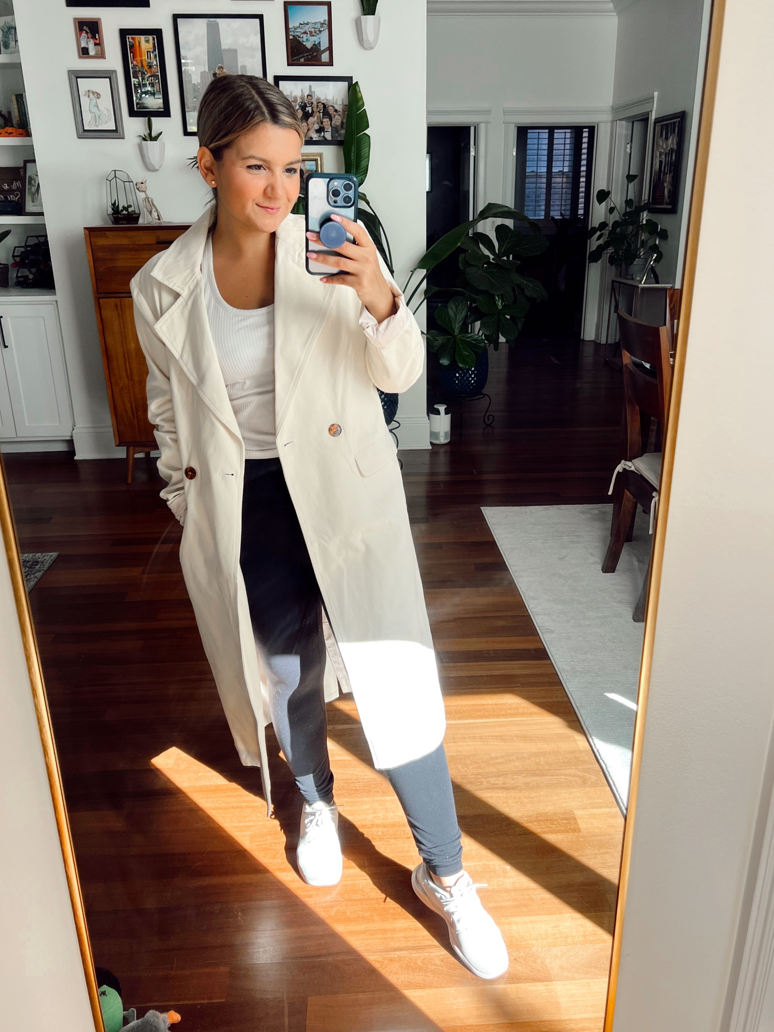 Twill Jacket - size XS
A little long on me but still so chic! If you are between sizes, I would recommend sizing down.
Chicago business 
Twill coat
Fall coat
Fall jacket

#LTKworkwear #LTKSeasonal