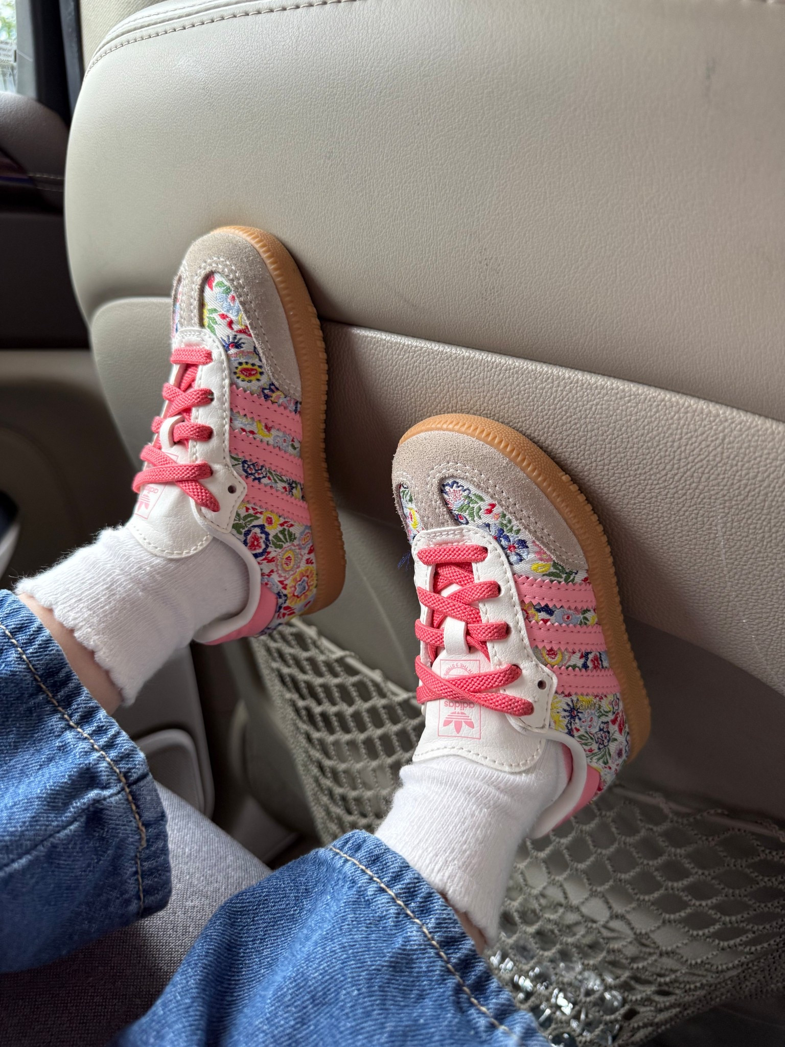 Toddler Sneaker Find You’ll Love! These floral Adidas sneakers are the cutest addition to our toddler’s wardrobe! Comfy, colorful, and easy to style—perfect for spring outings or park days. I’ve linked them along with some similar playful styles your little one will love!
#LTKkids #LTKspringstyle #toddlermusthaves #AdidasKids #LTKfinds

#LTKShoeCrush #LTKBaby #LTKGiftGuide