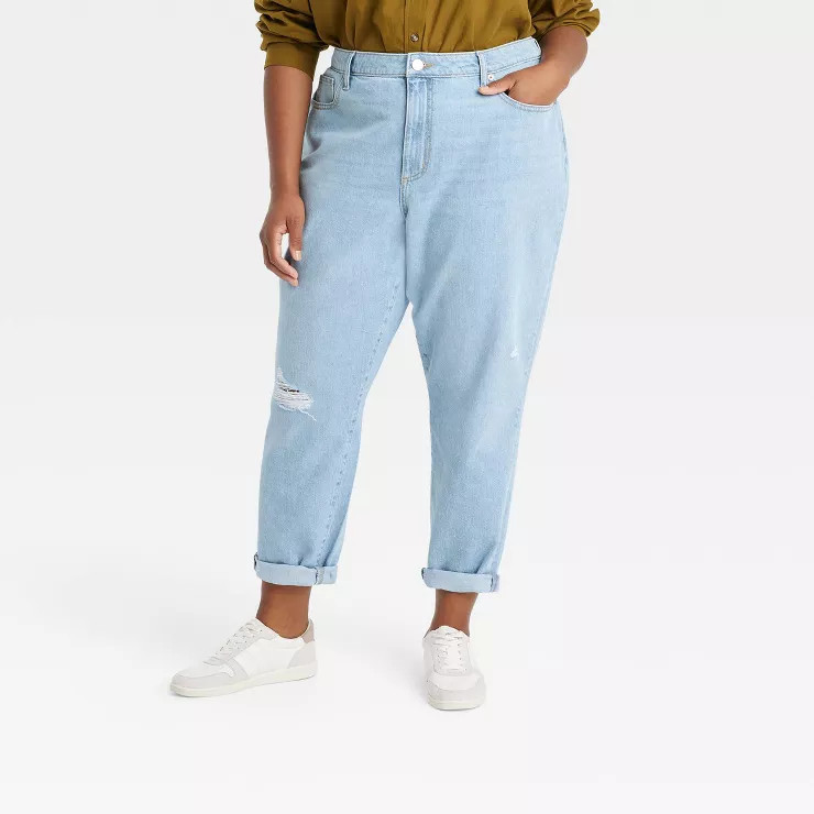 Women's Mid-Rise Boyfriend Jeans - Universal Thread™ Light Wash | Target