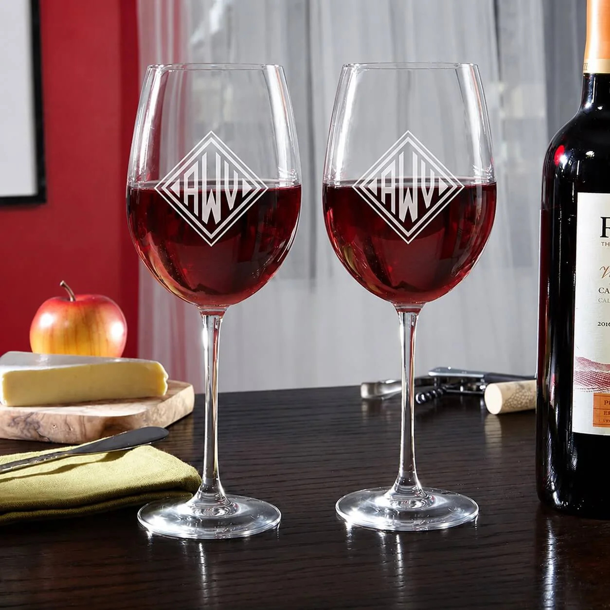 Personalized Wine Glasses | HomeWetBar.com