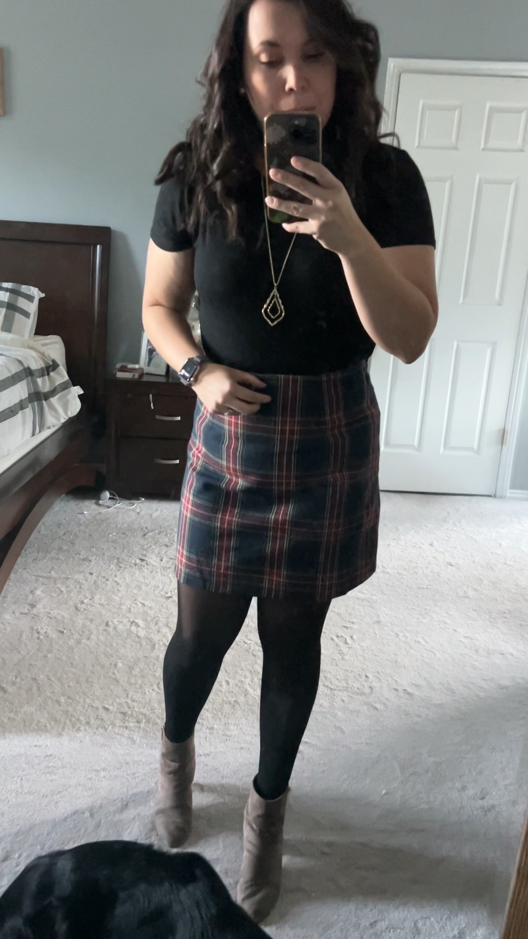 Plaid skirt under $20! I’m 5’4”, wearing a large. It’s fits true to size. The best skirt I have ever worn. Think holiday party, date night outfit. Midsize outfit, midsize mom

#LTKmidsize #LTKHoliday #LTKstyletip